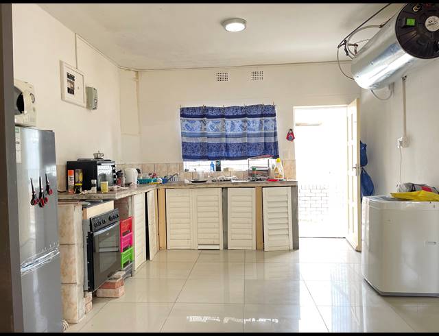 2 BEDROOM APARTMENT FOR SALE IN HEATHFIELD